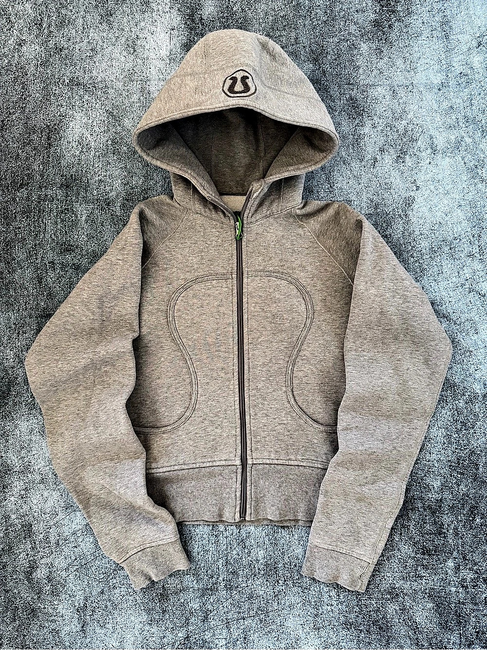 lululemon Scuba Cropped Textured Fleece Embroidered Logo Hoodie Gray